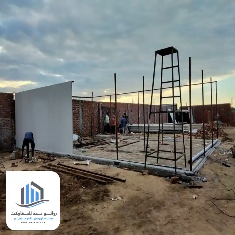 سعر الساندوتش بانل في الرياض